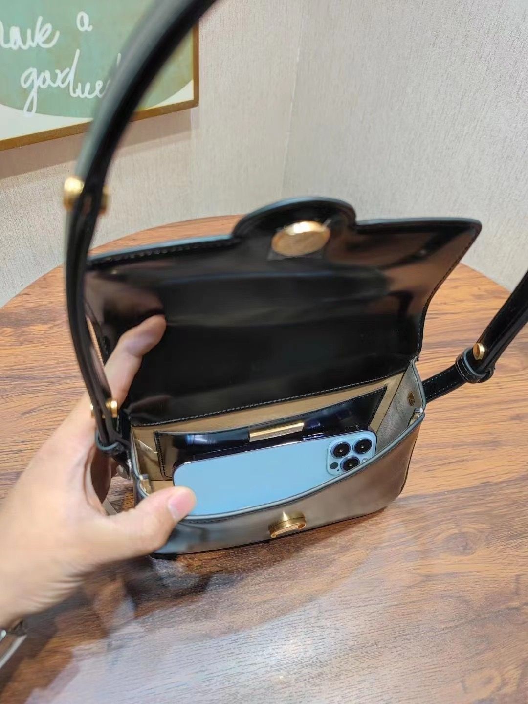 TB Tofu Bag ROBINSON Lacquer Leather Dual Use Shoulder Backpack