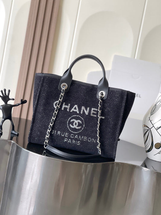 CHANEL26A small beach bag tweed silver wire + all steel hardware