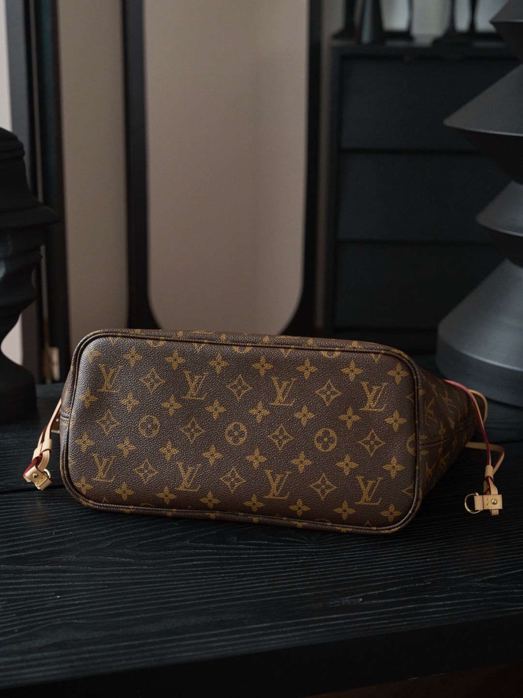 NEVERFULL Medium Handbag M46975 P1380