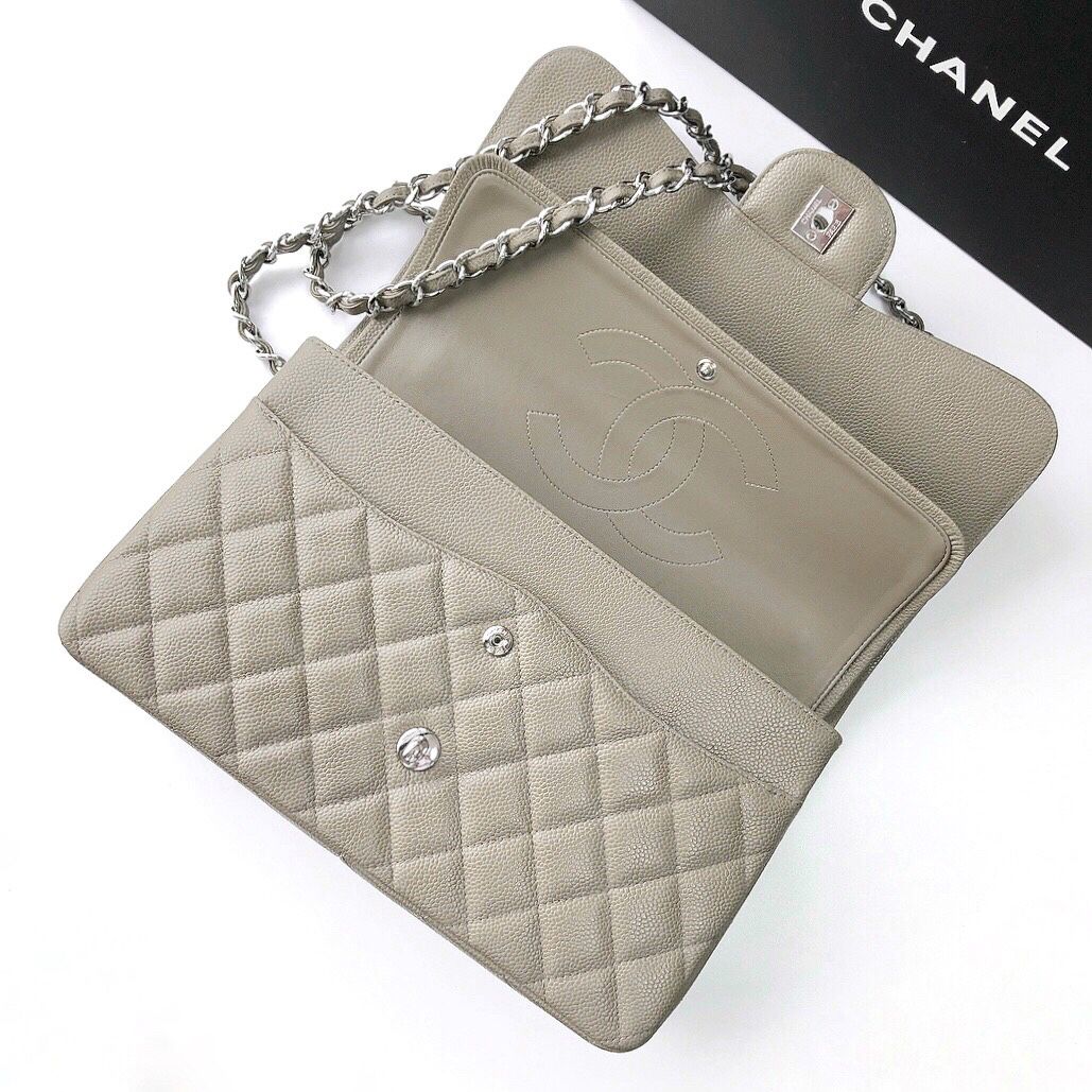 Exclusive real shot of classic ball pattern caviar cowhide 1113Jumbo imported original cowhide CF..MM directly regarded as high-end quality size 30Cm gold and silver buckle in stock P1180 Some new bags have canceled the laser mark and ID card and replaced