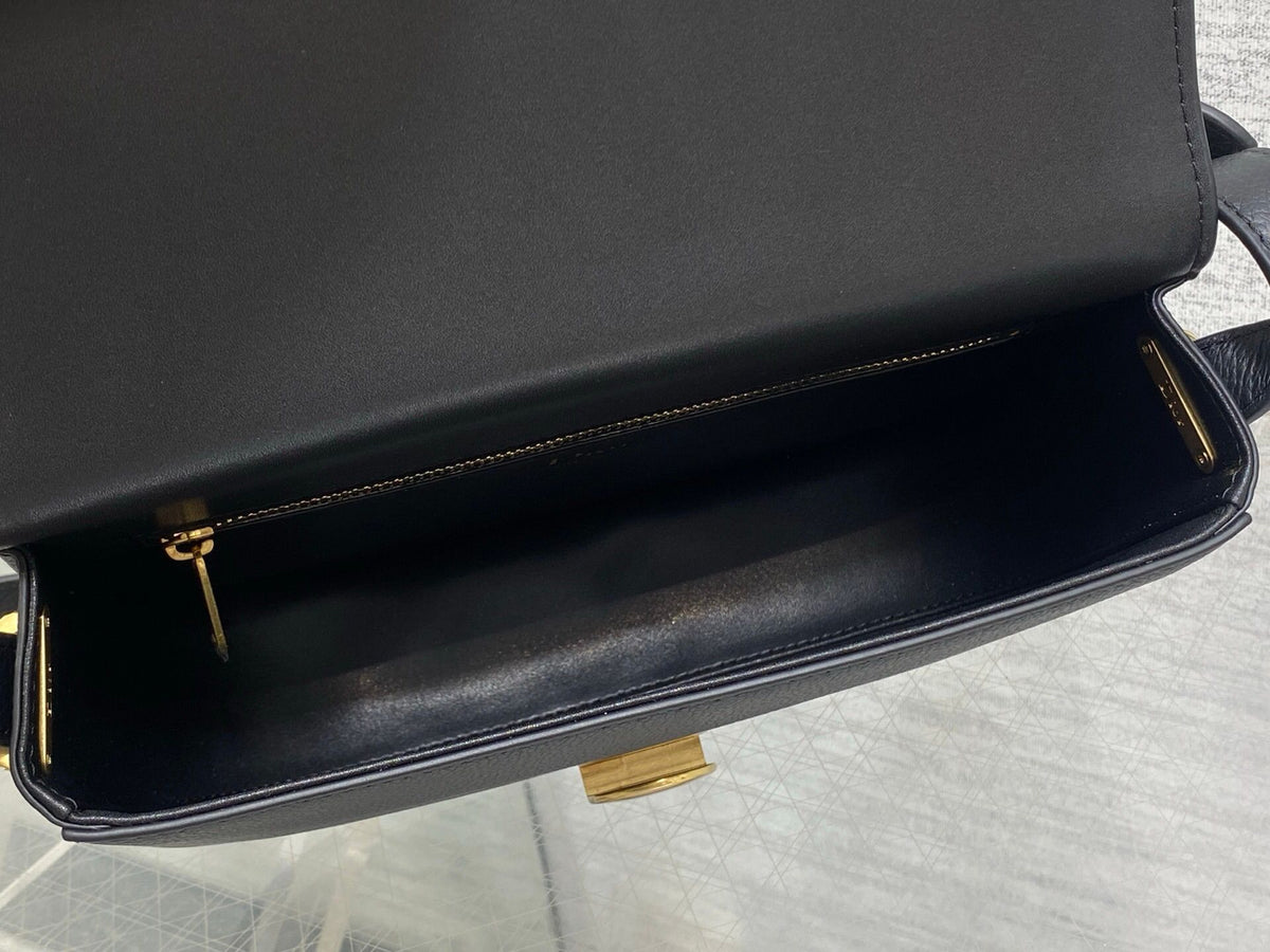 Black spot latest Medaillon series